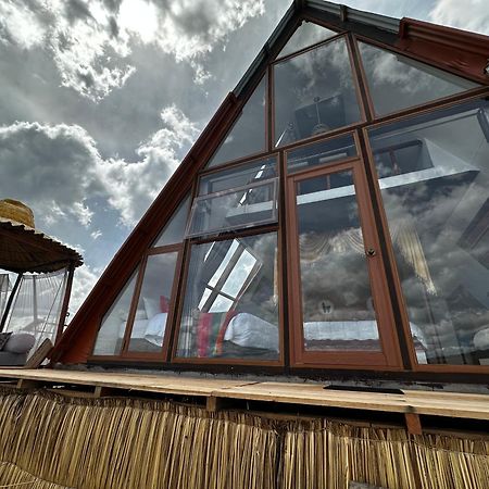 Uros Waliski Lodge Puno Eksteriør billede