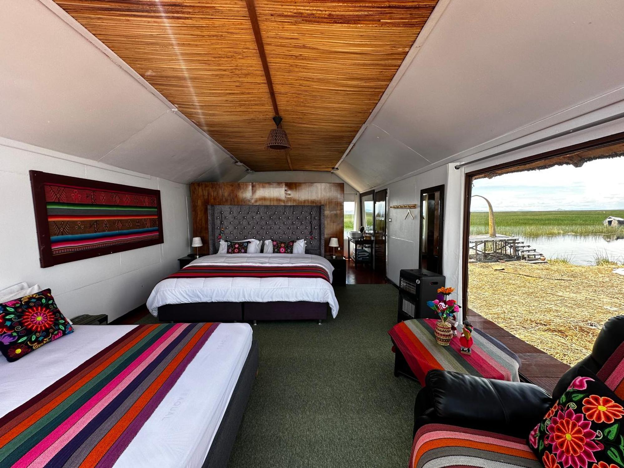 Uros Waliski Lodge Puno Eksteriør billede