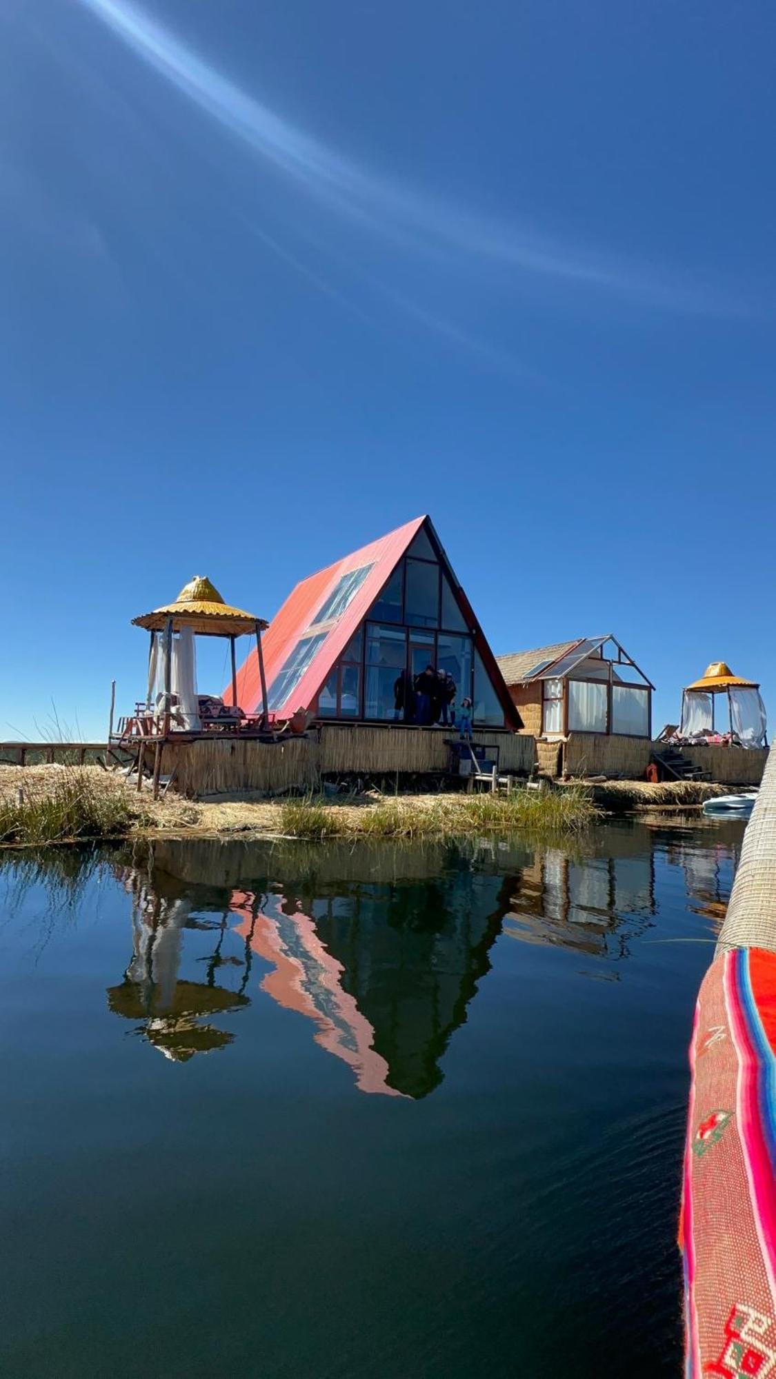 Uros Waliski Lodge Puno Eksteriør billede