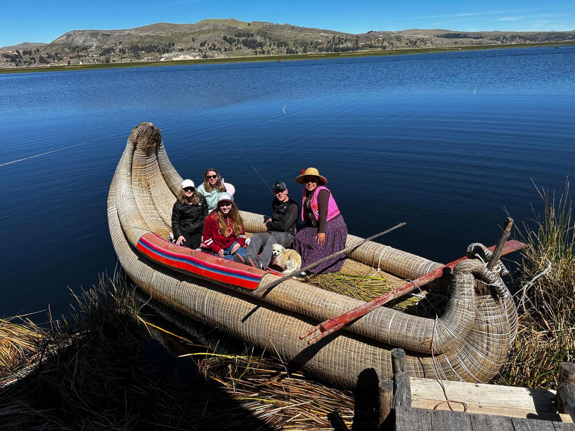 Uros Waliski Lodge Puno Eksteriør billede