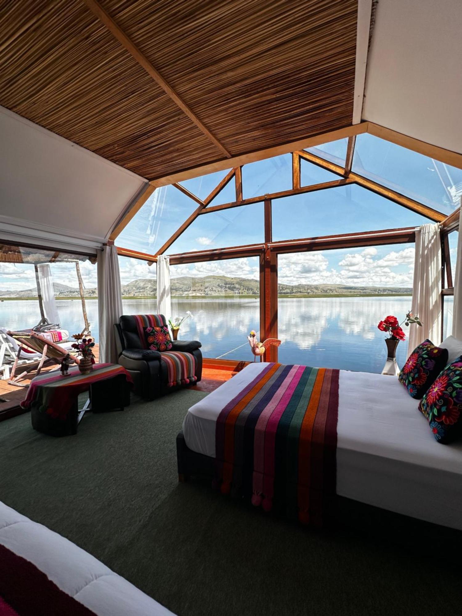 Uros Waliski Lodge Puno Eksteriør billede