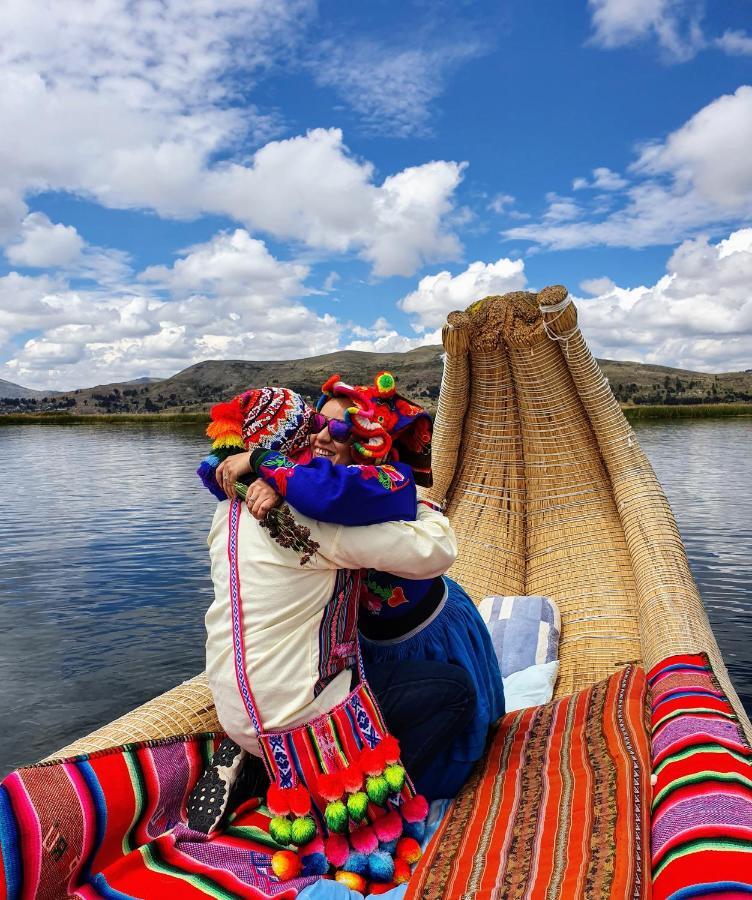 Uros Waliski Lodge Puno Eksteriør billede